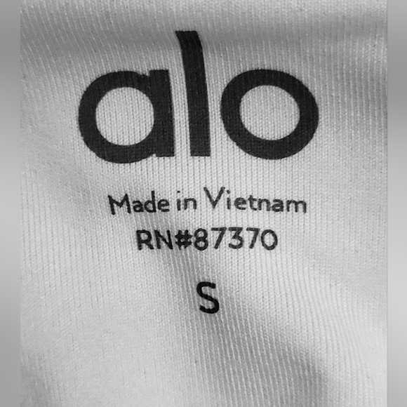 ALO Women's White Airbrush Real Bra Tank - Size S - Picture 5 of 6